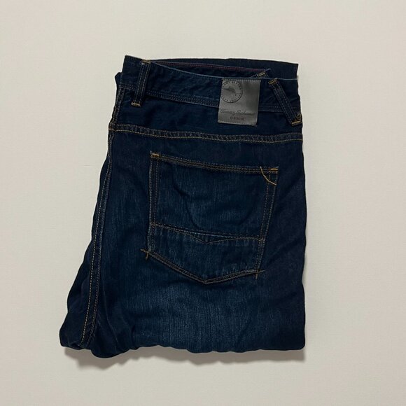 Tommy Bahama Jeans Cayman Relaxed Dark Wash Comfy Casual Men's size 36x30 - Picture 1 of 8